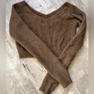 American Eagle Outfitters Chocolate Fuzzy Cropped V-Neck Sweater